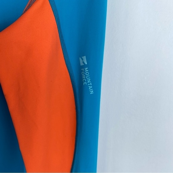 MOUNTAIN FORCE Artisan De Montagne base layer Mens size 52 (US L) - Picture 6 of 12